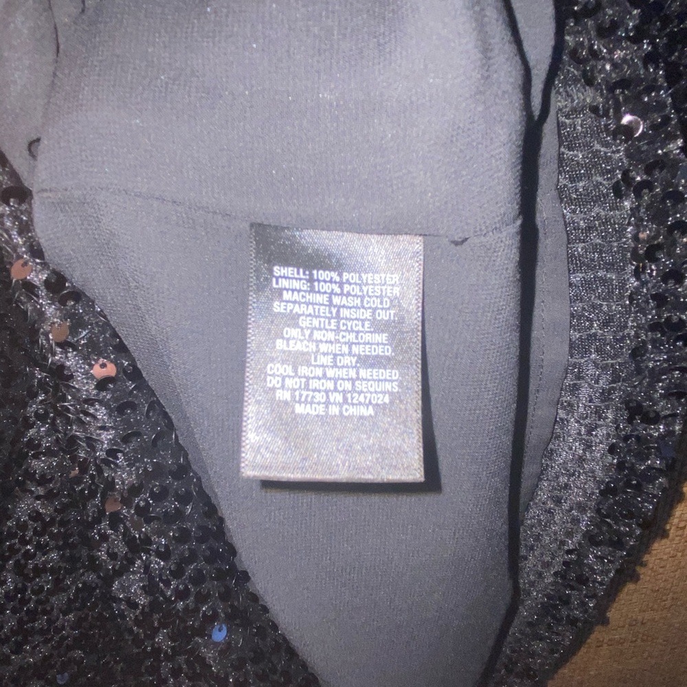 Mossimo Top - Picture 5 of 8